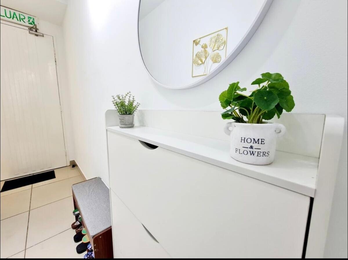 Pangsapuri Short Stay House- 2 Bedroom 9 Guest The Scott Garden *