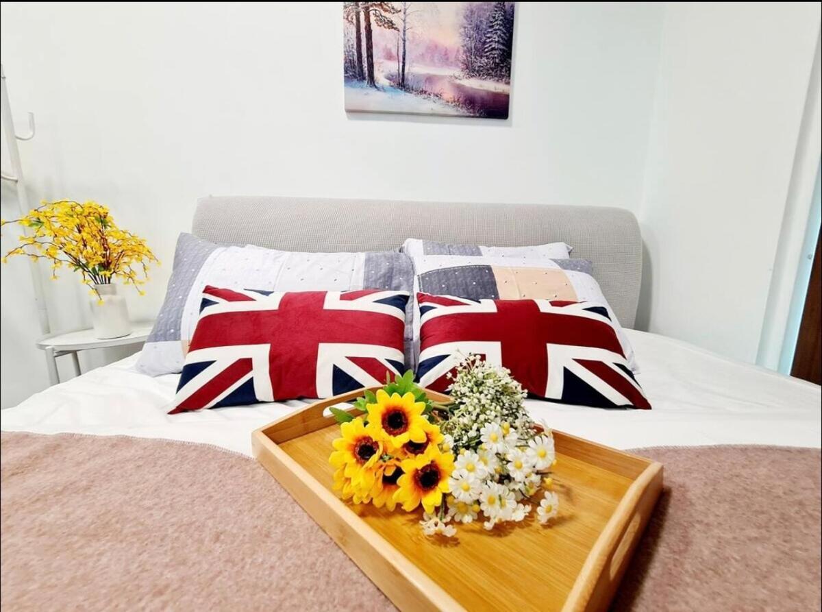Short Stay House- 2 Bedroom 9 Guest The Scott Garden