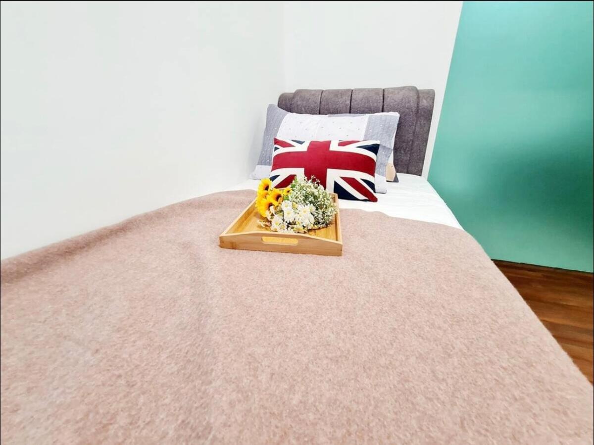 Short Stay House- 2 Bedroom 9 Guest The Scott Garden Pangsapuri Kuala Lumpur